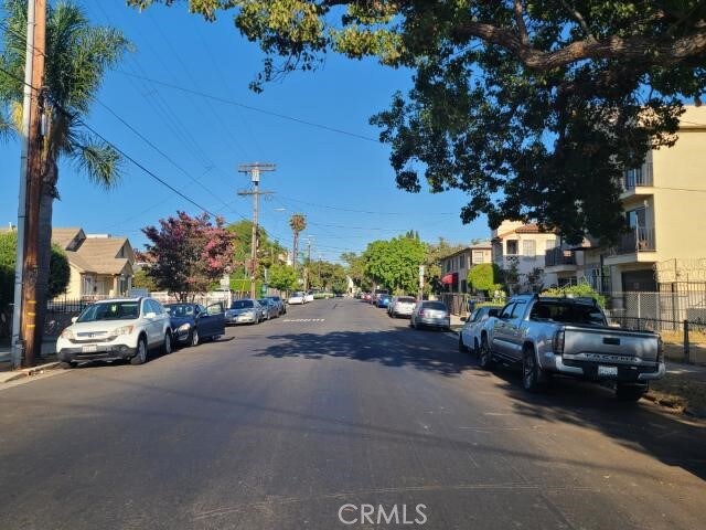 5426 La Mirada Ave, Los Angeles, CA 90029 - view of street featuring a residential view