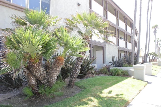 1365 Seacoast Dr Unit E, Imperial Beach, CA 91932 - view of building exterior