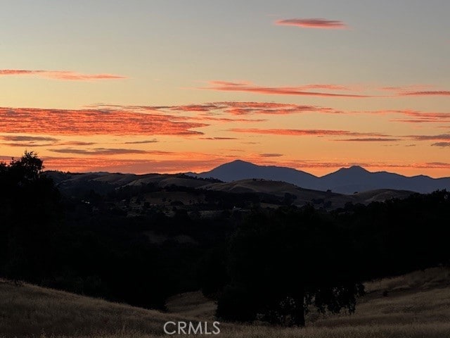 52721 Smith Rd, Bradley, CA 93426 - photo 4