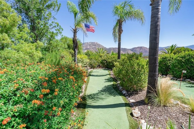 surrounding community featuring a mountain view