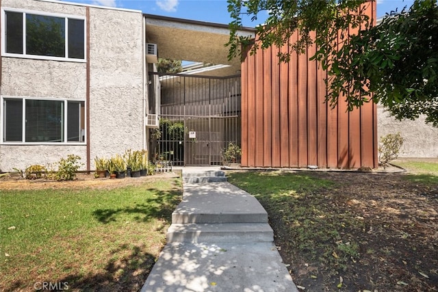 exterior space featuring a lawn