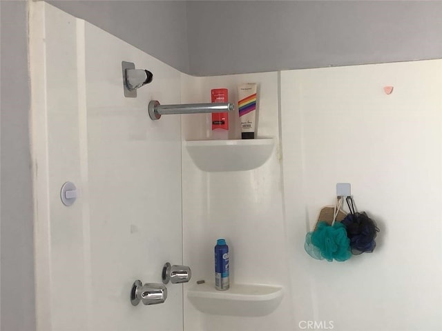 5645 Cahuilla Ave Unit 29, Palms, CA 92277 - bathroom with a shower