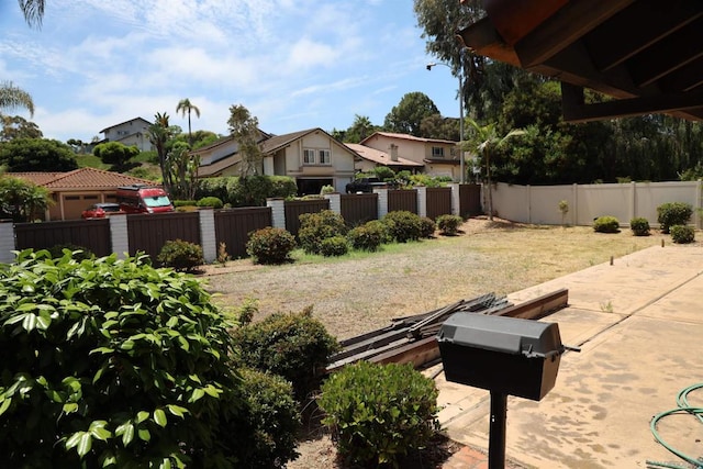 view of yard featuring a patio