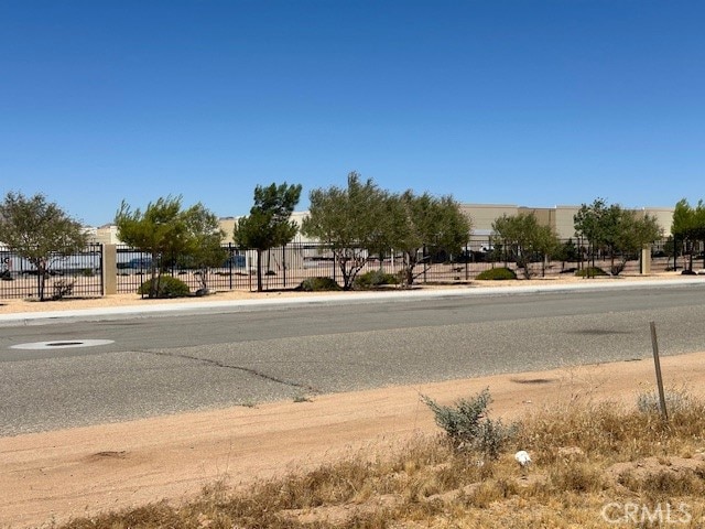 Listing photo 2 for 0 Navajo Rd, Apple Valley CA 92307