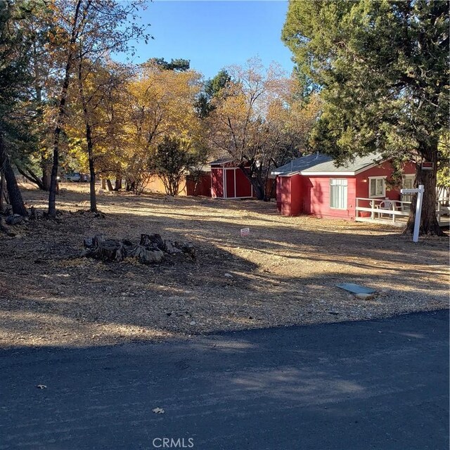 864 San Bernardino Ave, Sugarloaf, CA 92386 - photo 13