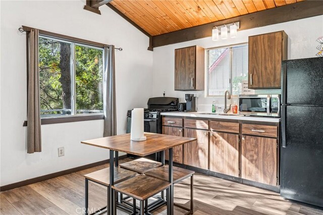 329 Vista Ln, Sugarloaf, CA 92386 - photo 9