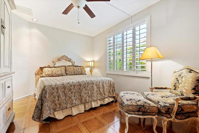 bedroom featuring ceiling fan