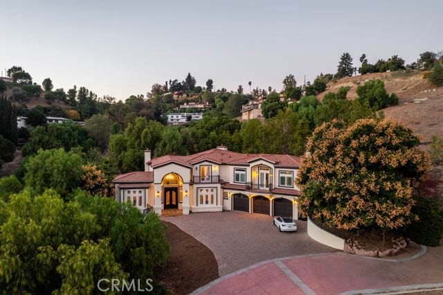 view of mediterranean / spanish-style house