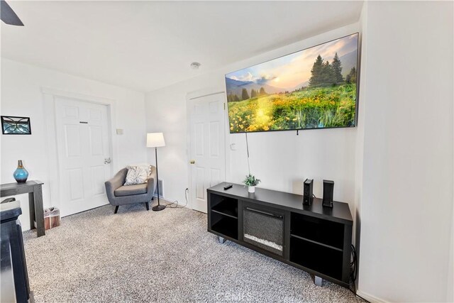 30897 Glen Oak Dr, Running Springs, CA 92382 - sitting room featuring carpet floors