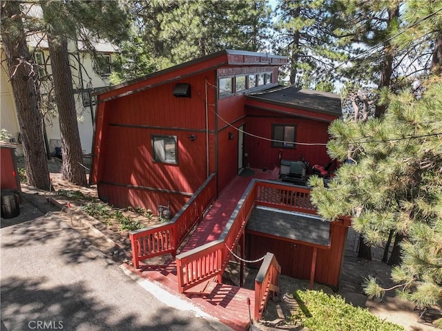 30897 Glen Oak Dr, Running Springs, CA 92382 - view of rear view of house
