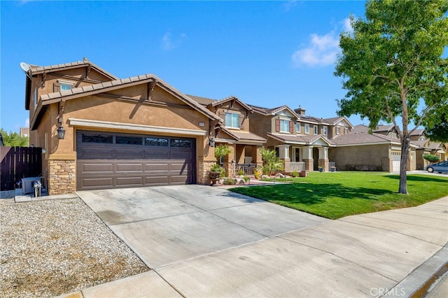 view of front of property featuring a front yard