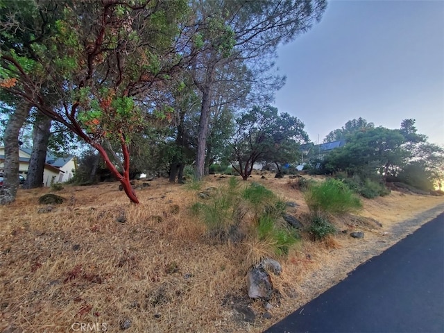 Listing photo 2 for 17482 Deer Hill Rd, Hidden Valley Lake CA 95467