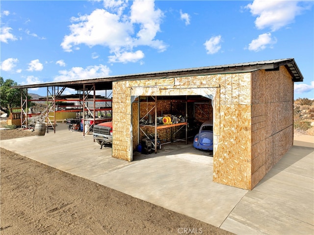 view of outdoor structure