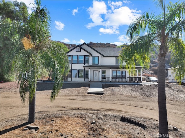 view of front of property with covered porch