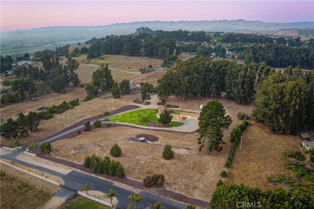 view of aerial view at dusk