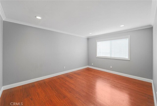 333 Burchett St Unit 308, Glendale, CA 91203 - unfurnished room featuring wood finished floors, crown molding, and recessed lighting