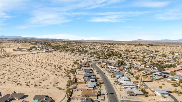 bird's eye view featuring a mountain view