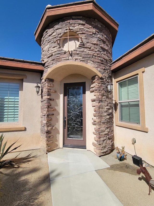 view of property entrance