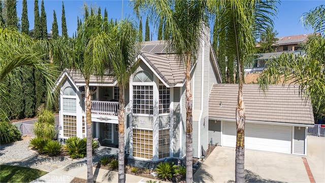 view of front of property with a balcony