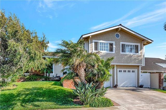 view of front facade featuring a garage and a front yard