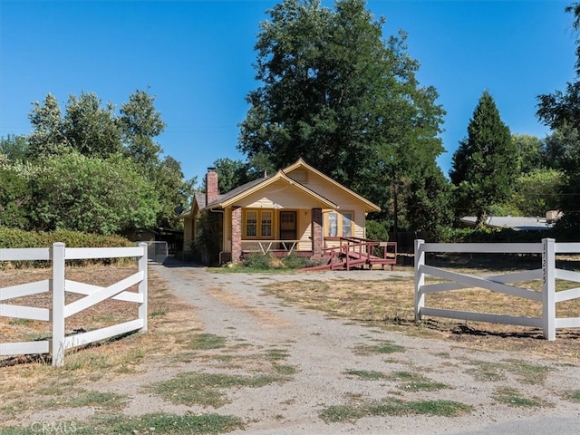 bungalow-style house with covered porch