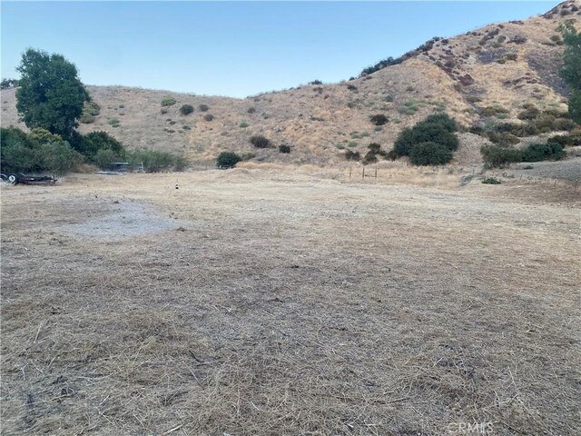 28822 Bouquet Canyon Rd, Saugus, CA 91390 - photo 3