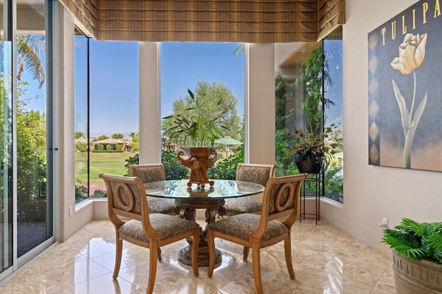 view of sunroom / solarium