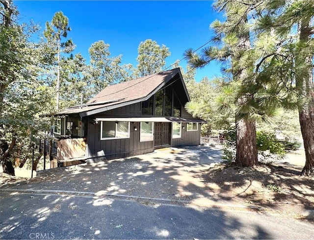 view of front of home