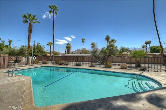74761 Leslie Ave, Palm Desert, CA 92260 - community pool featuring a patio