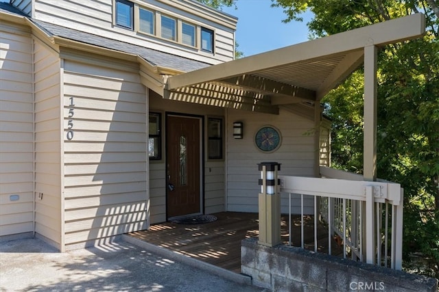 view of property entrance