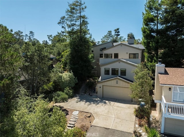 view of front of property featuring a garage