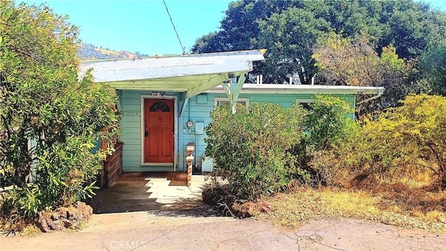 view of front of home