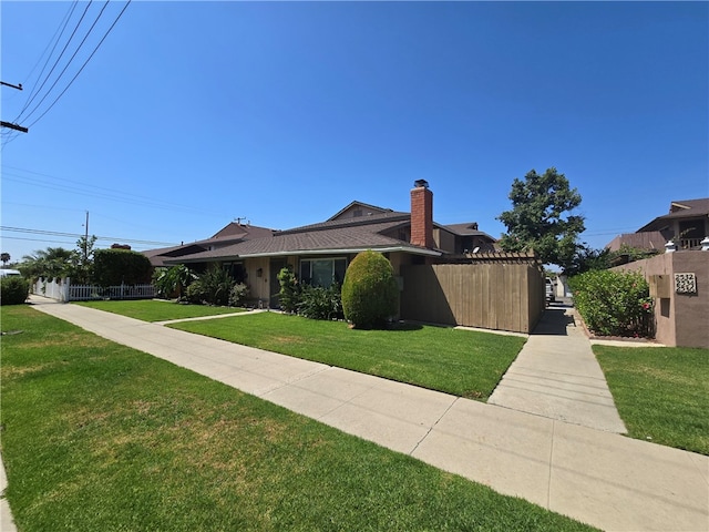 view of front of property with a front yard