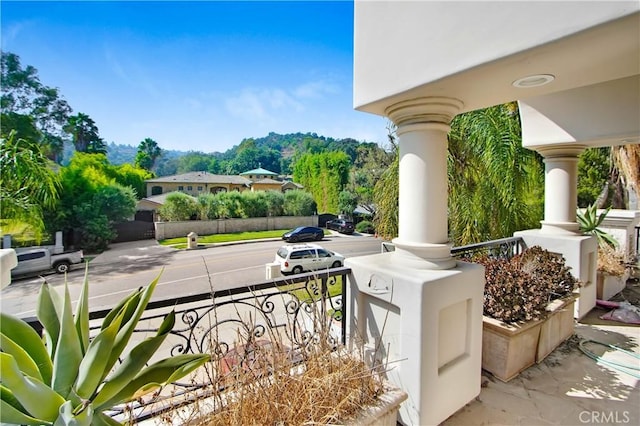 14057 Valley Vista Blvd, Sherman Oaks, CA 91423 - view of covered porch