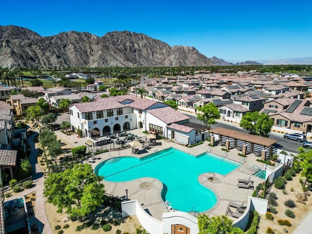 view of pool featuring a mountain view