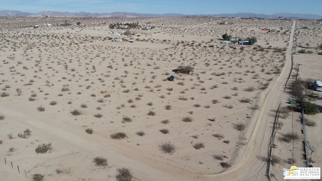 bird's eye view featuring a mountain view