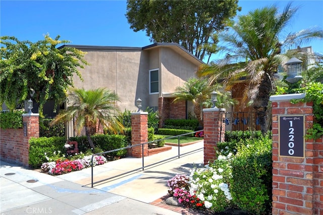 view of front of home