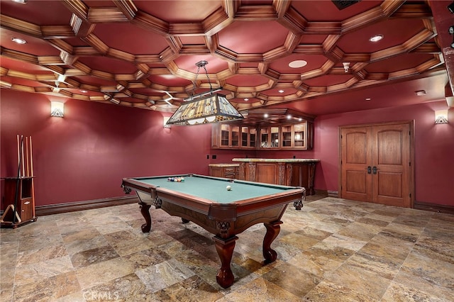 recreation room with indoor bar and billiards