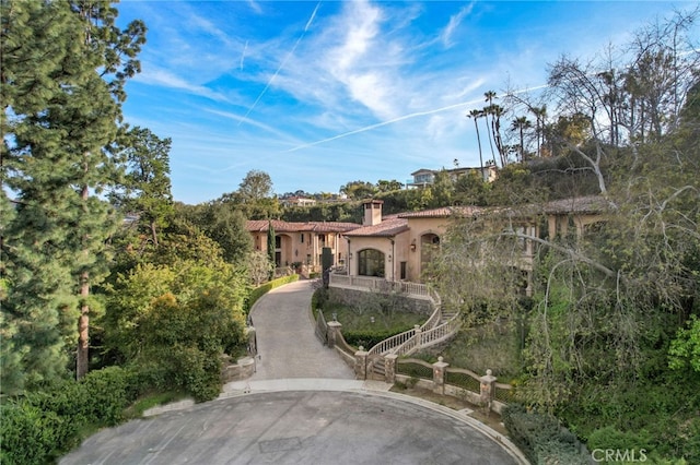 view of mediterranean / spanish-style house