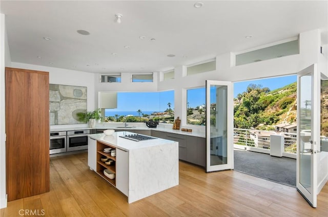 547 Temple Hills Dr, Laguna Beach, CA 92651 - photo 2
