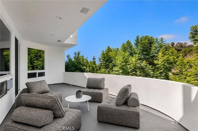 547 Temple Hills Dr, Laguna Beach, CA 92651 - view of balcony