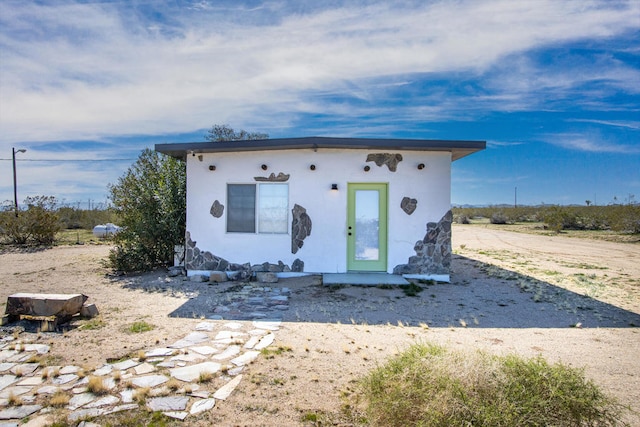 view of front of house