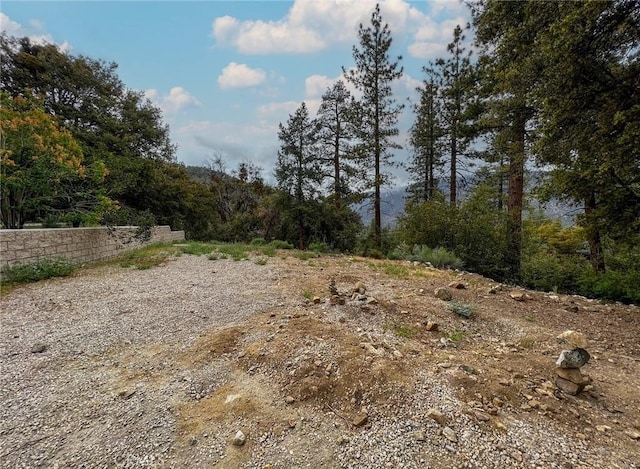 Listing photo 3 for 1825 Bernina Dr, Pine Mountain Club CA 93222