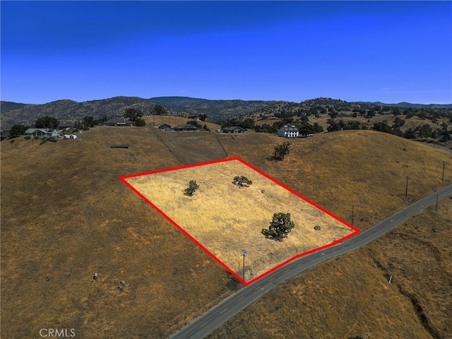 Listing photo 2 for 0 Horsetheif Dr, Tehachapi CA 93561