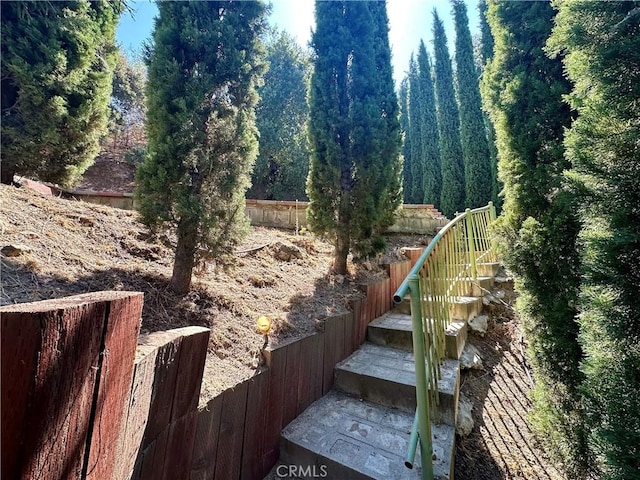 7132 Highcliff Trl, Tujunga, CA 91042