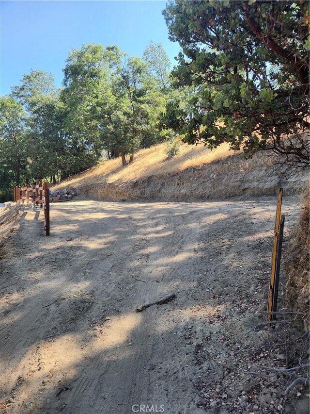 1563 Rock Ridge Dr, Lake Arrowhead, CA 92352