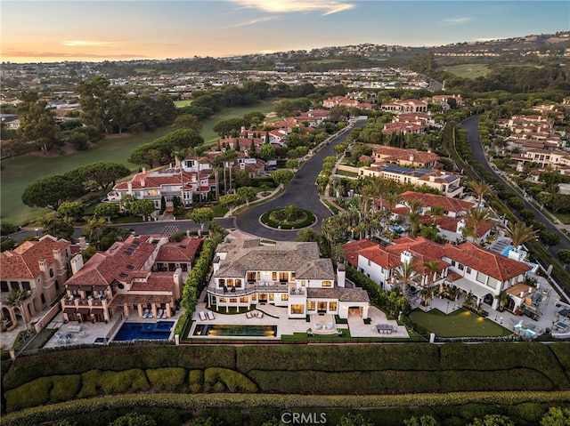 view of aerial view at dusk