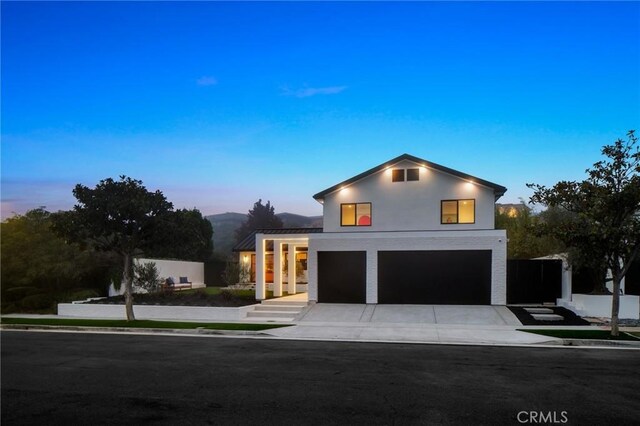 view of front of house featuring a garage