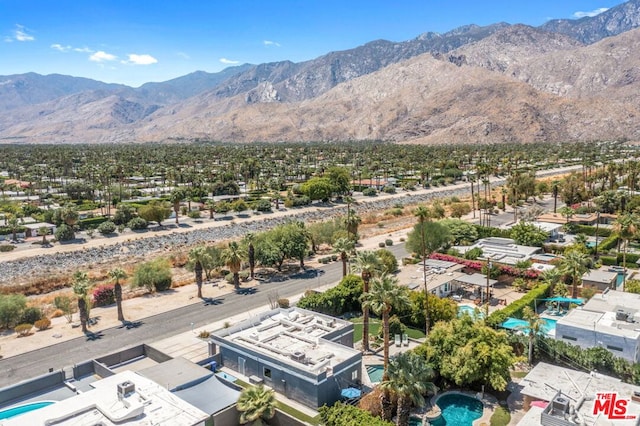 bird's eye view with a mountain view