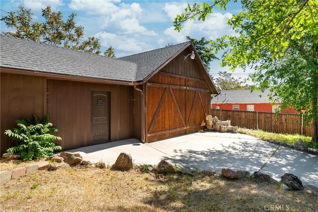 4225 Alcot Trl, Frazier Park, CA 93225 - exterior space with fence, a shingled roof, and a patio